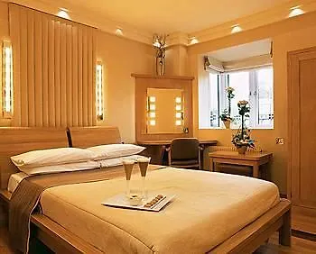 On Hold-Old Inn Crawfordsburn Belfast 3*,